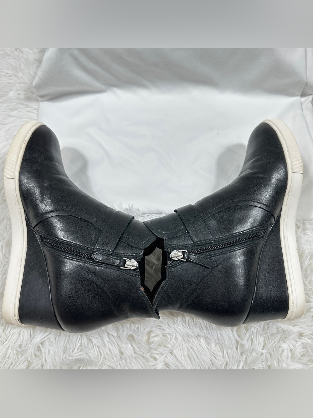 Linea Paolo Womens Sz 9,5 Black Leather Wedge Sneaker Boots Side Zip Comfort - Picture 5 of 16